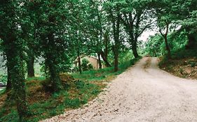Parulia Country House